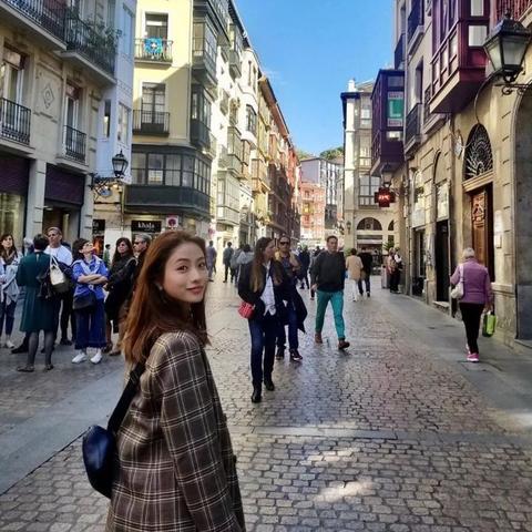 探索独具魅力的美美小店：感受与摇滚风格截然相反的温柔细腻氛围