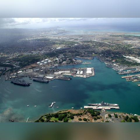 (铁血阵地手游官网)铁血阵地极速版公众号：全新独家内容，军事世界一网打尽