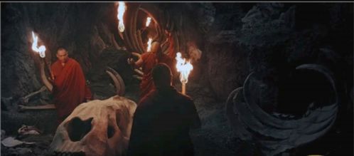 (《猎魔教士》)神秘莫测的猎魔教团：探寻黑暗力量的源头与秘密