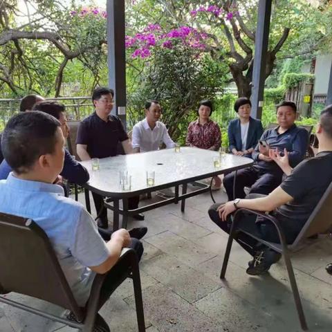 探索西双版纳的瑰丽之地：黎明之城究竟是场景布满异国风情的芒市，还是神秘原始的景洪？