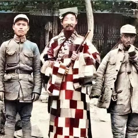 (她是神百度云)观看最新神剧《她是神》全集1-100，免费在线观看所有精彩内容