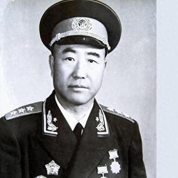校花梦工厂：一款能够亲自打造理想中高校生活的全新模拟经营类手机游戏