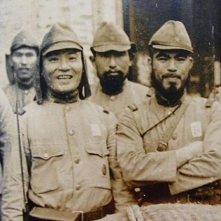 在黎明生存七七的世界中，如何用智慧和勇气迎接挑战、打造属于自己的生存之路