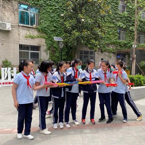 以'串了个串小游戏'为主题，探索益智娱乐与提升团队协作力之间的奇妙连接
